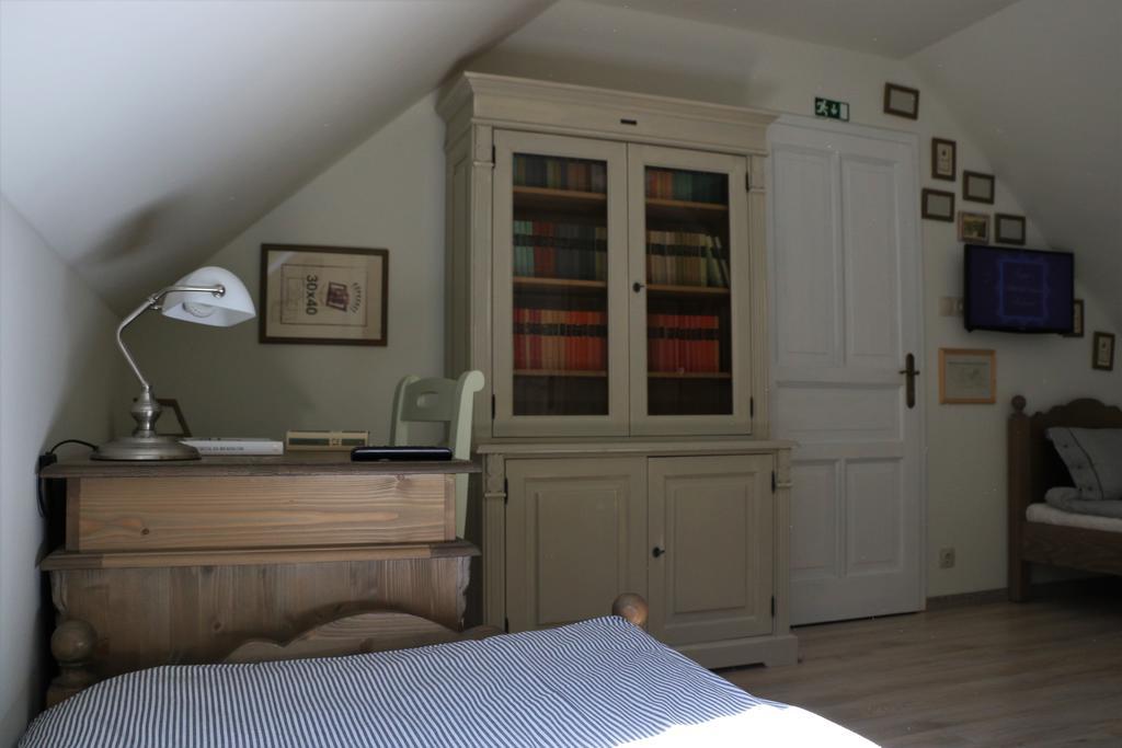 Fogado A Patkolokovacshoz Vendeghaz Szekszard Bed and Breakfast Exteriör bild